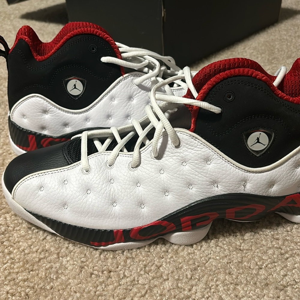 Men’s size 13 jordan jumpman team 2